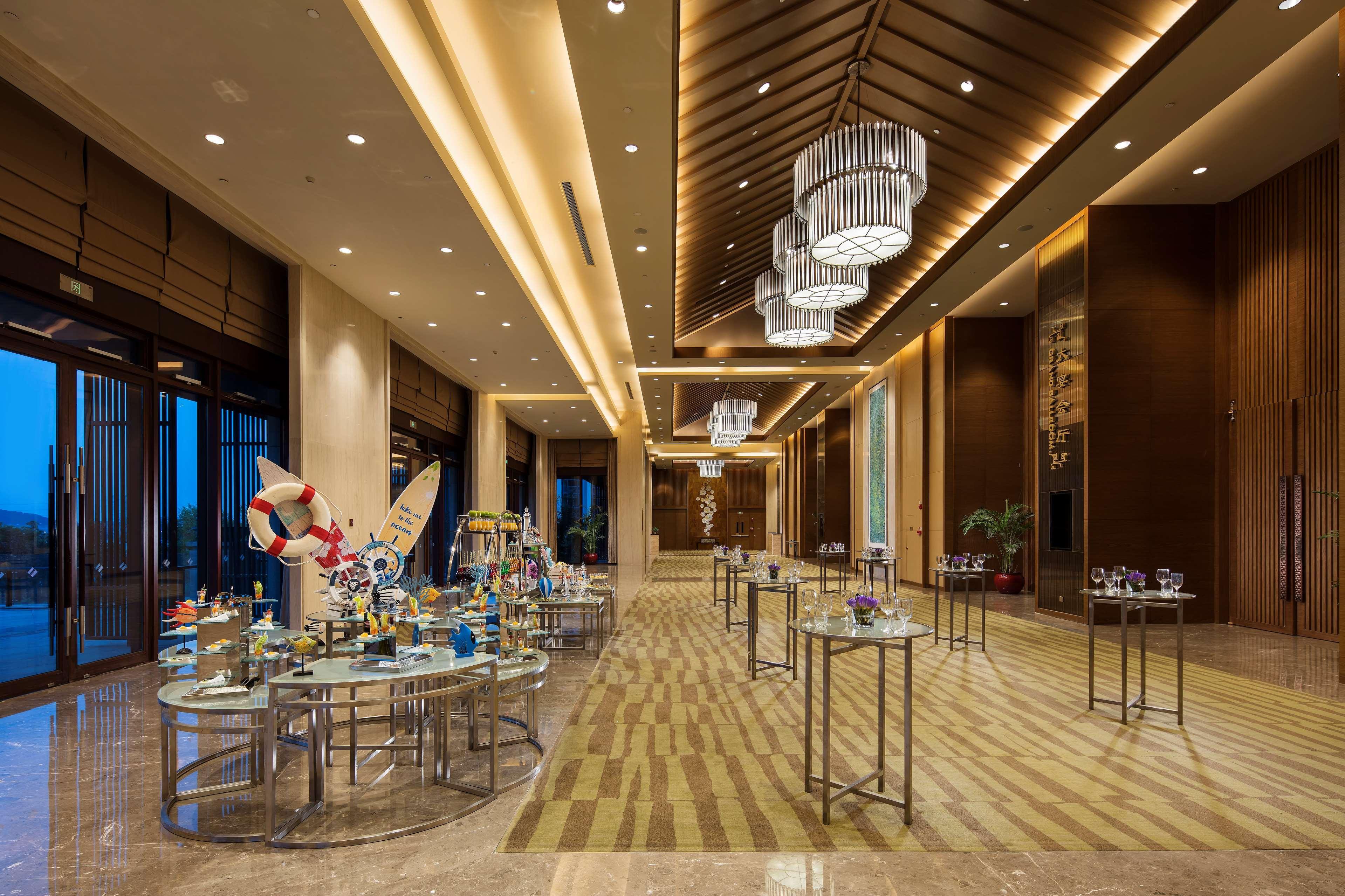 Hilton Wuhan Optics Valley מראה חיצוני תמונה
