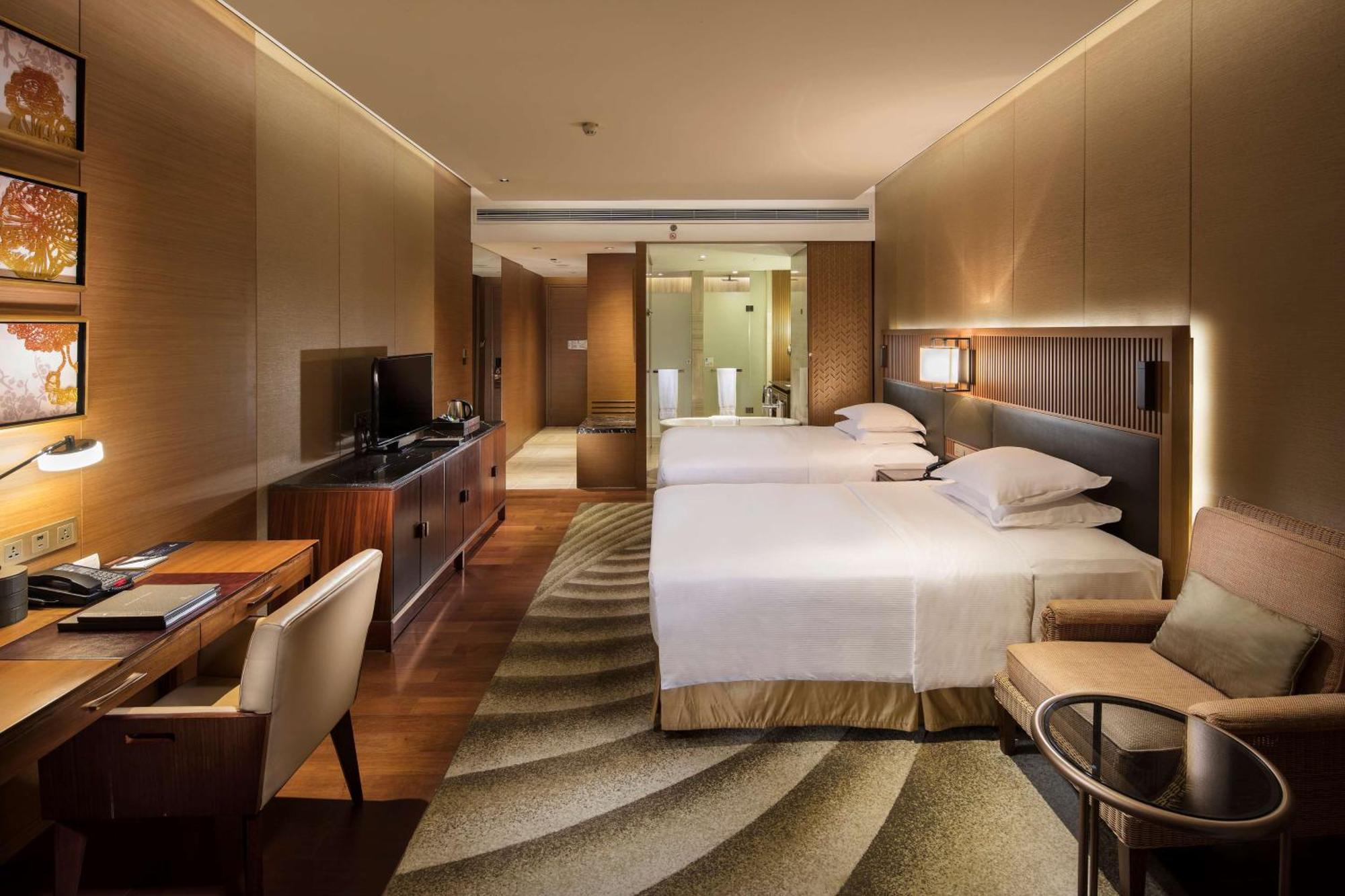 Hilton Wuhan Optics Valley מראה חיצוני תמונה