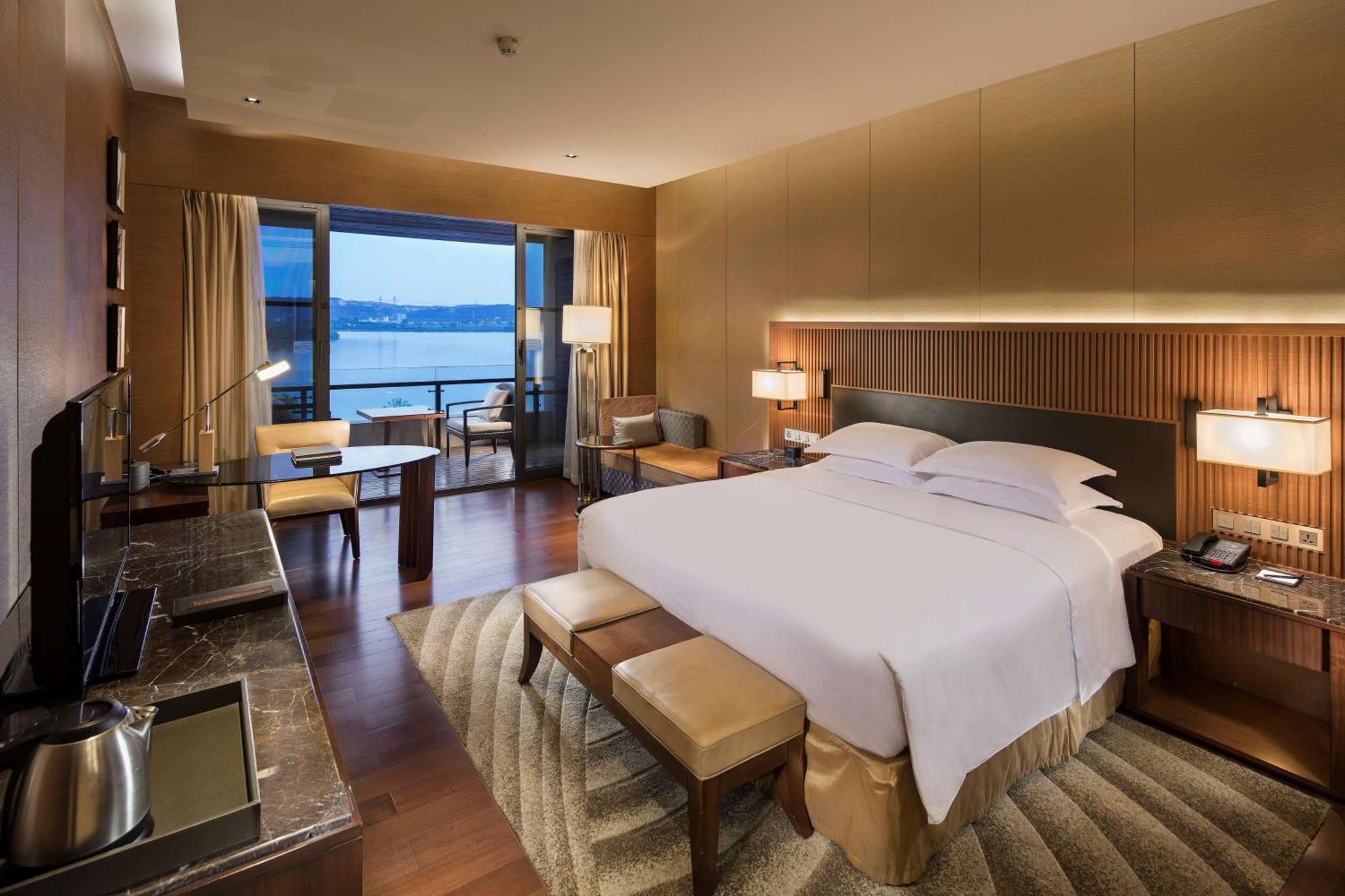 Hilton Wuhan Optics Valley מראה חיצוני תמונה
