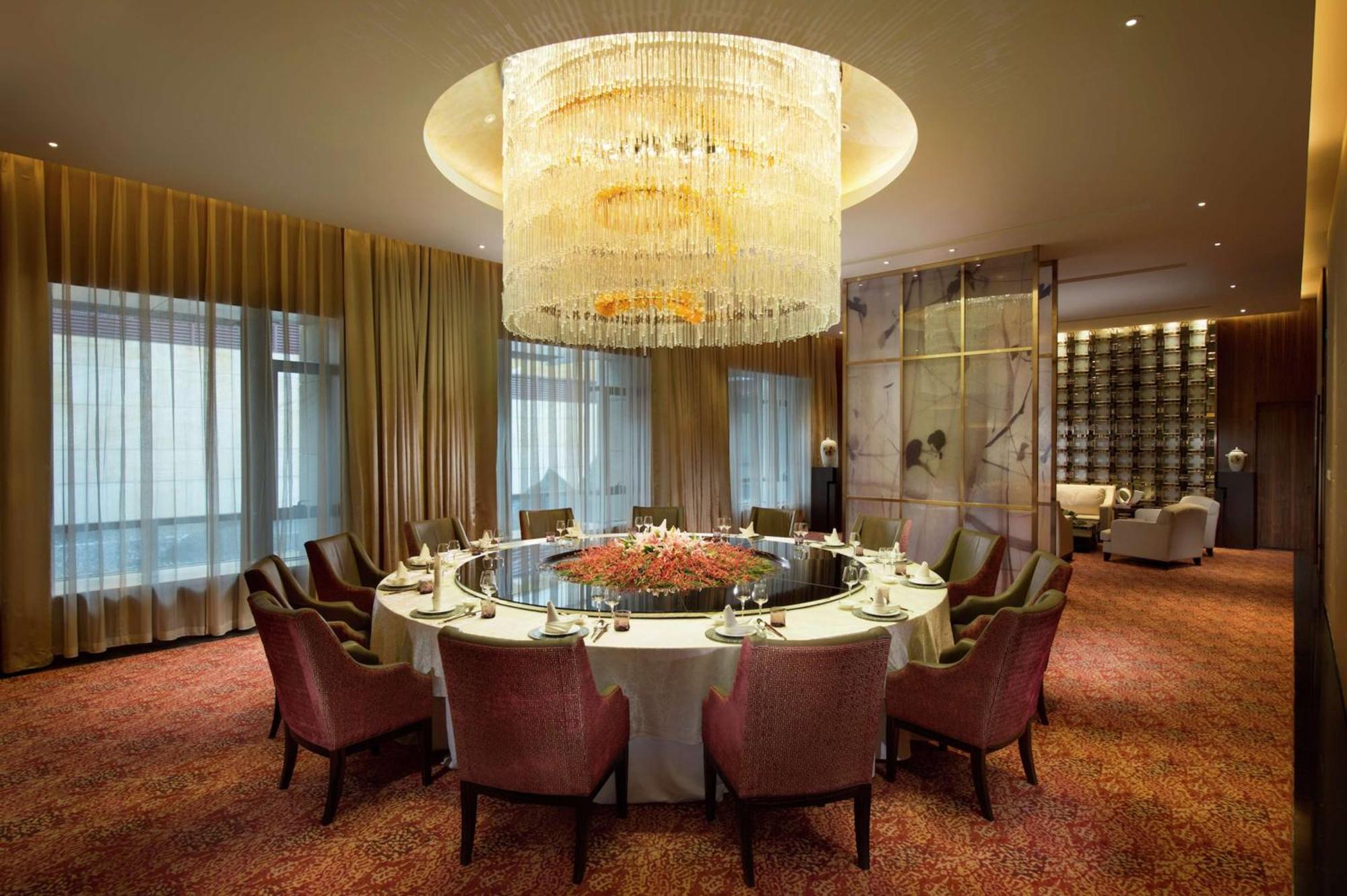 Hilton Wuhan Optics Valley מראה חיצוני תמונה